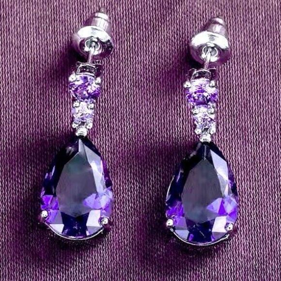 AYH2 Lovely Amethyst Teardrop Zircon Stud Earrings - Picture 9 of 15
